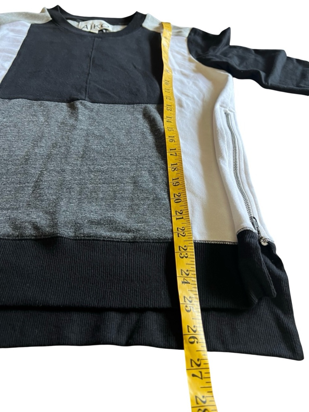 AIKO‎ Geometric Color-block Sz M Sweatshirt Black Gray White Zippers Made in USA - Picture 6 of 8
